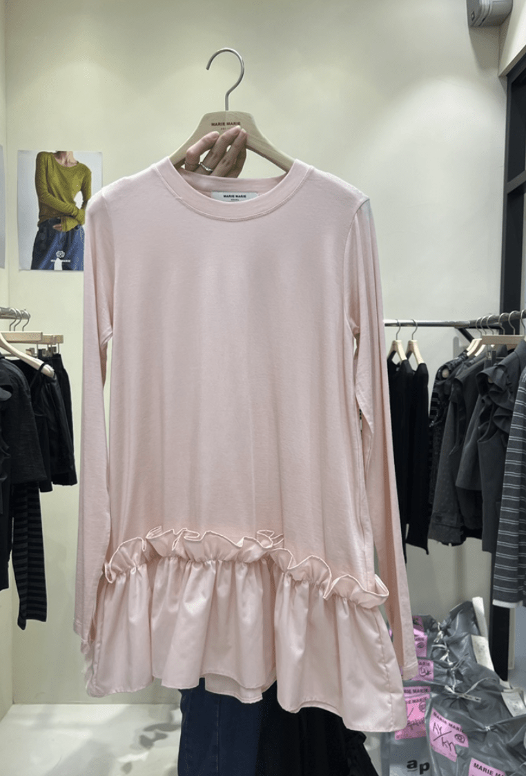 韓國直送Ruffled Hem Long Sleeve Top - HLY & CHOCCICO