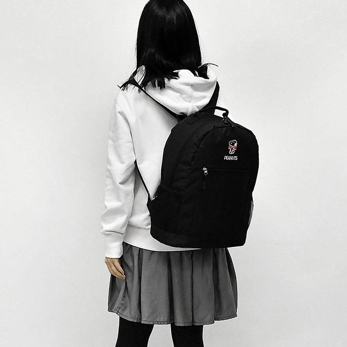 日本直送Snoopy Travel A4 Large Backpack