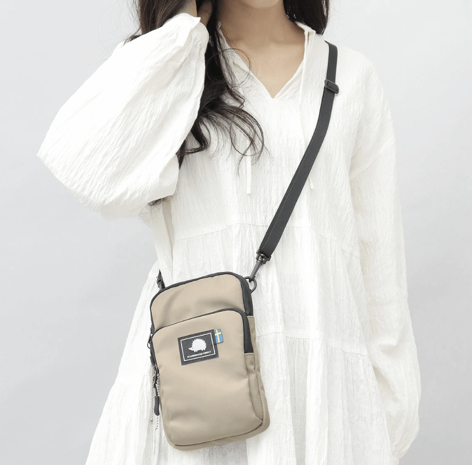 日本直送Scandinavian Forest Smartphone Shoulder Bag - HLY & CHOCCICO
