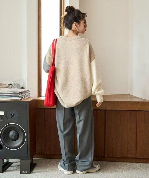 日本直送[限量版]Sleeve Crazy Over Knit Pullover - HLY & CHOCCICO
