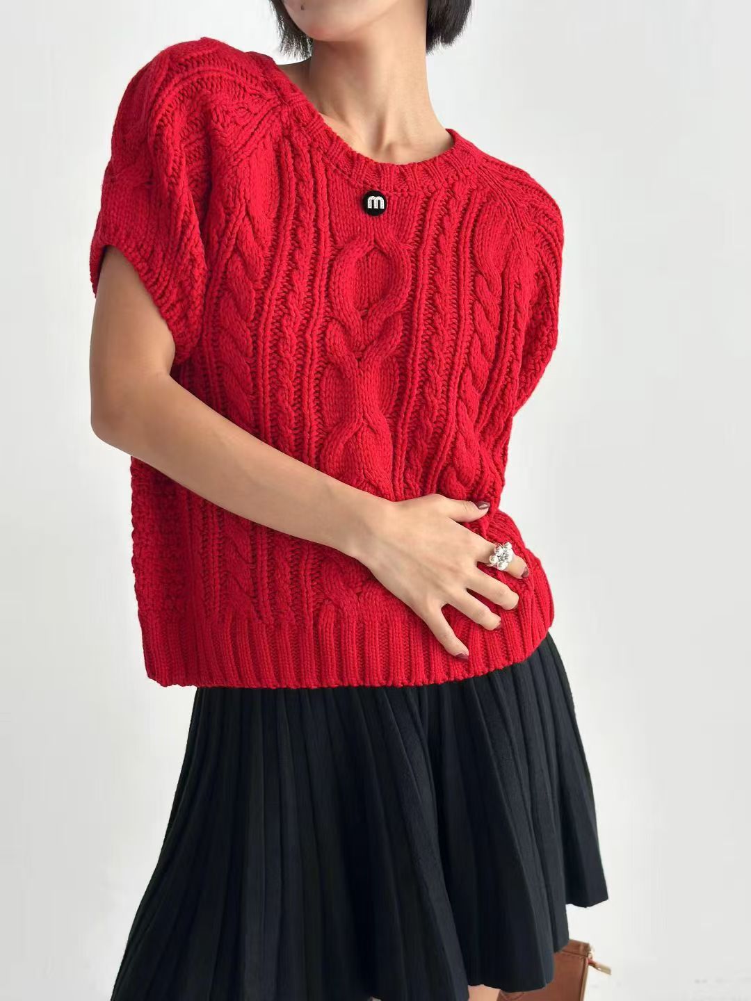 韓國直送Soft Cream Pullover HLY & CHOCCICO