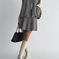 韓國直送Suede Zip-Up Vest ／ A-Line Suede Skirt - HLY & CHOCCICO