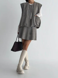韓國直送Suede Zip-Up Vest ／ A-Line Suede Skirt - HLY & CHOCCICO