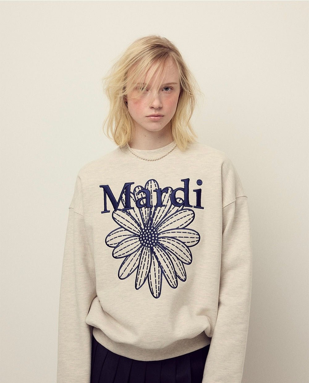Sweatshirt Flowermardi Needlework - HLY & CHOCCICO