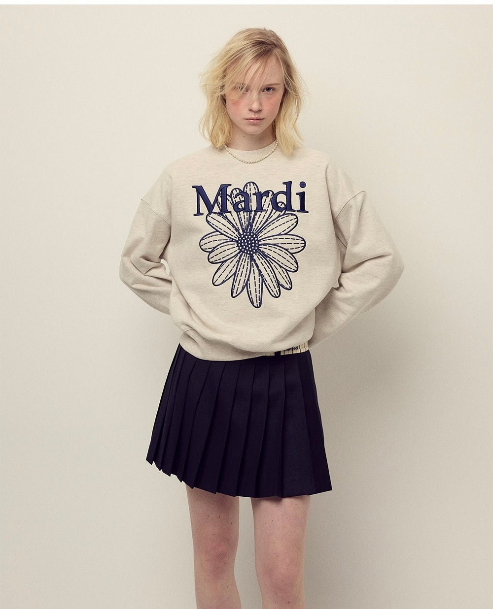 Sweatshirt Flowermardi Needlework - HLY & CHOCCICO