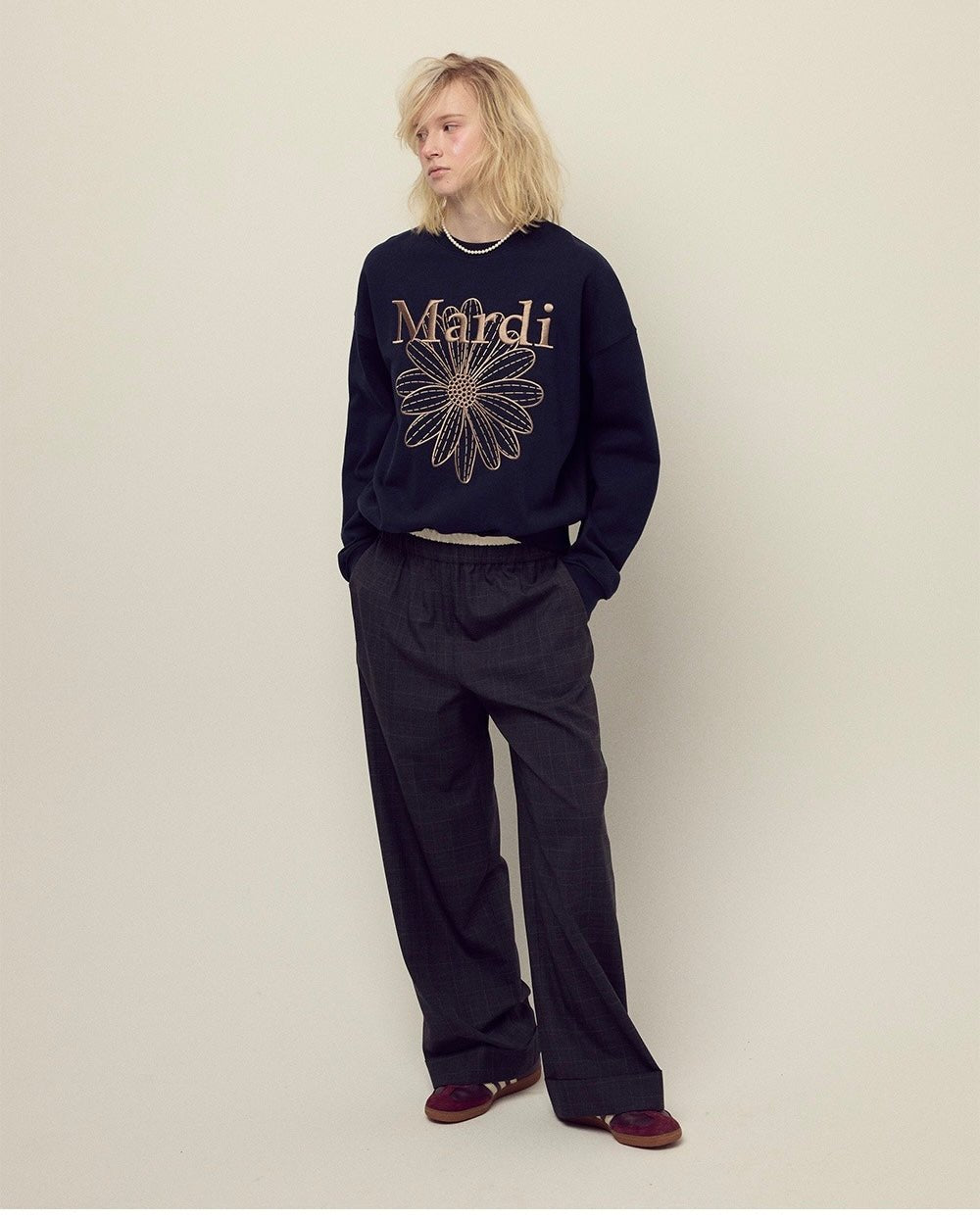 Sweatshirt Flowermardi Needlework - HLY & CHOCCICO