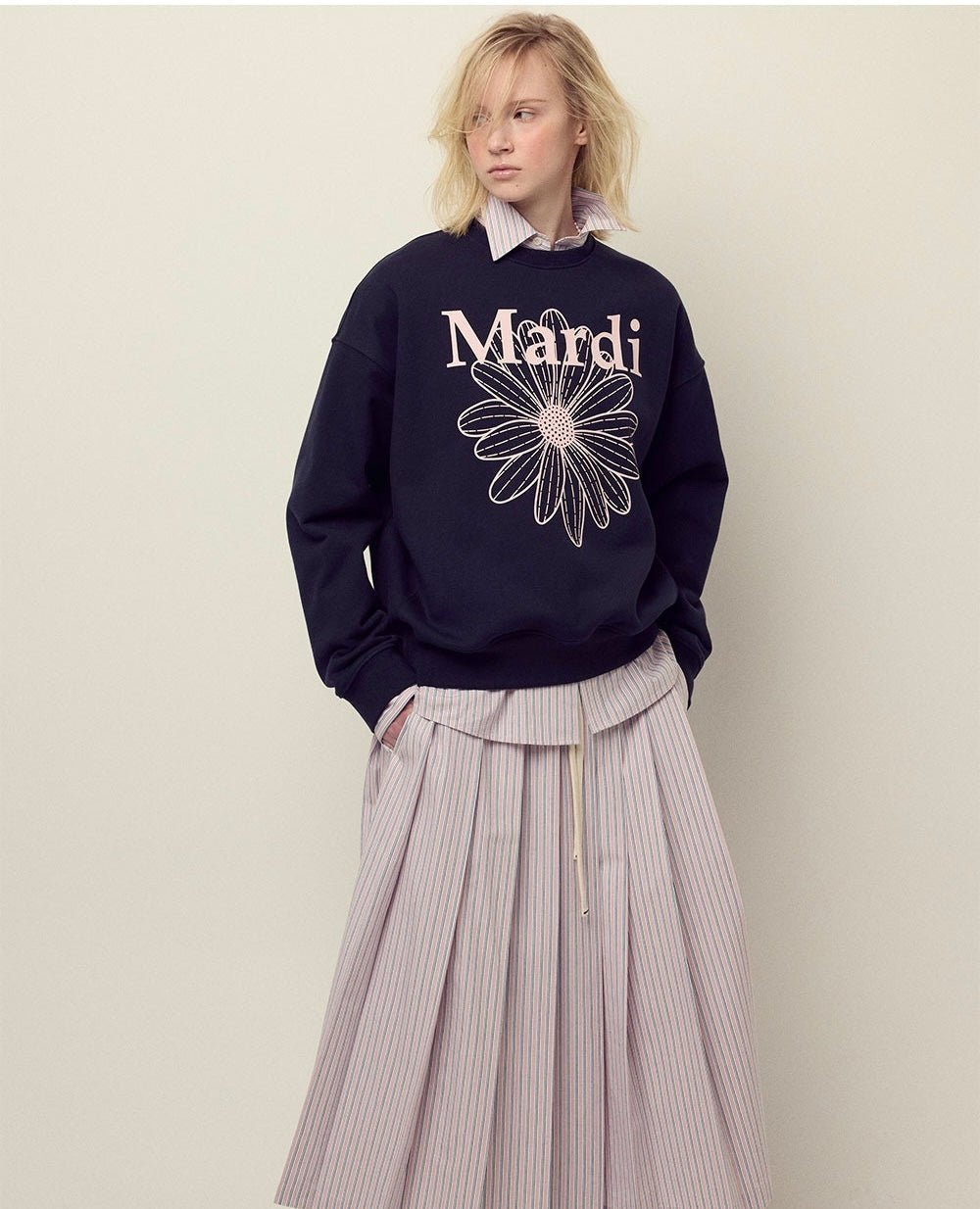 Sweatshirt Flowermardi Sweatshirt - HLY & CHOCCICO