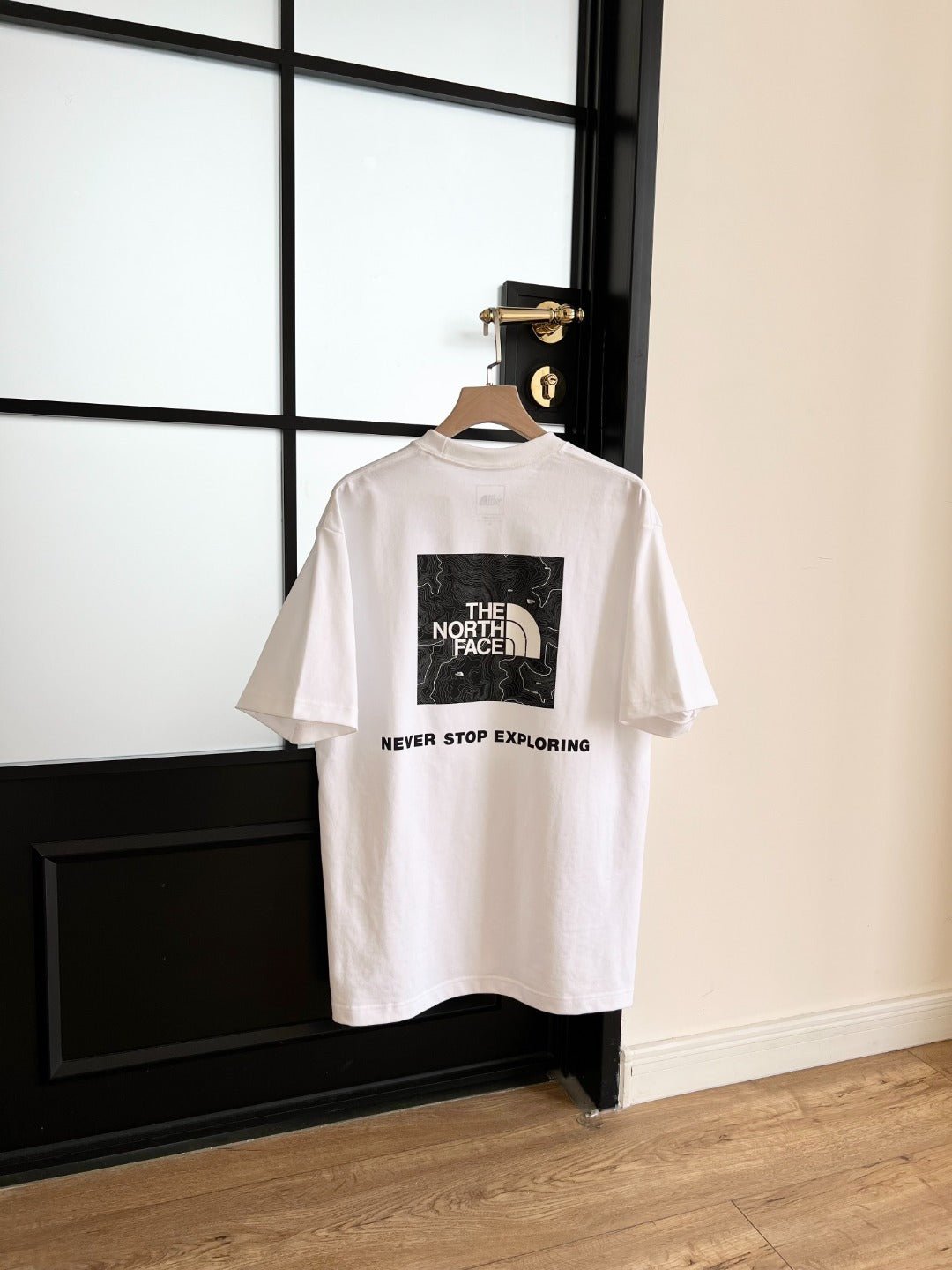 TNF Back Square Traverse Tee - HLY & CHOCCICO