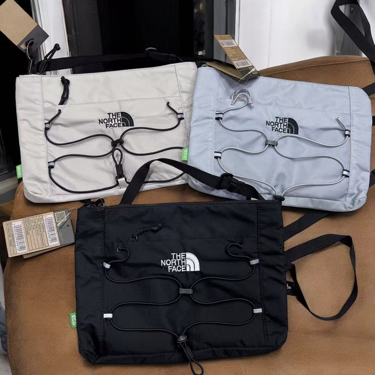 TNF BOREALIS SLIM CROSS BAG - HLY & CHOCCICO