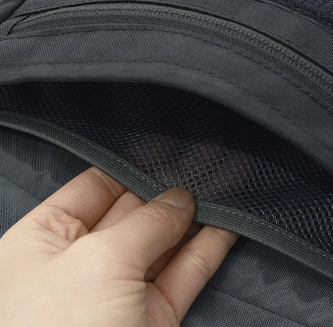 日本直送TNF K Shoulder Pouch Crossbody Bag - HLY &amp; CHOCCICO
