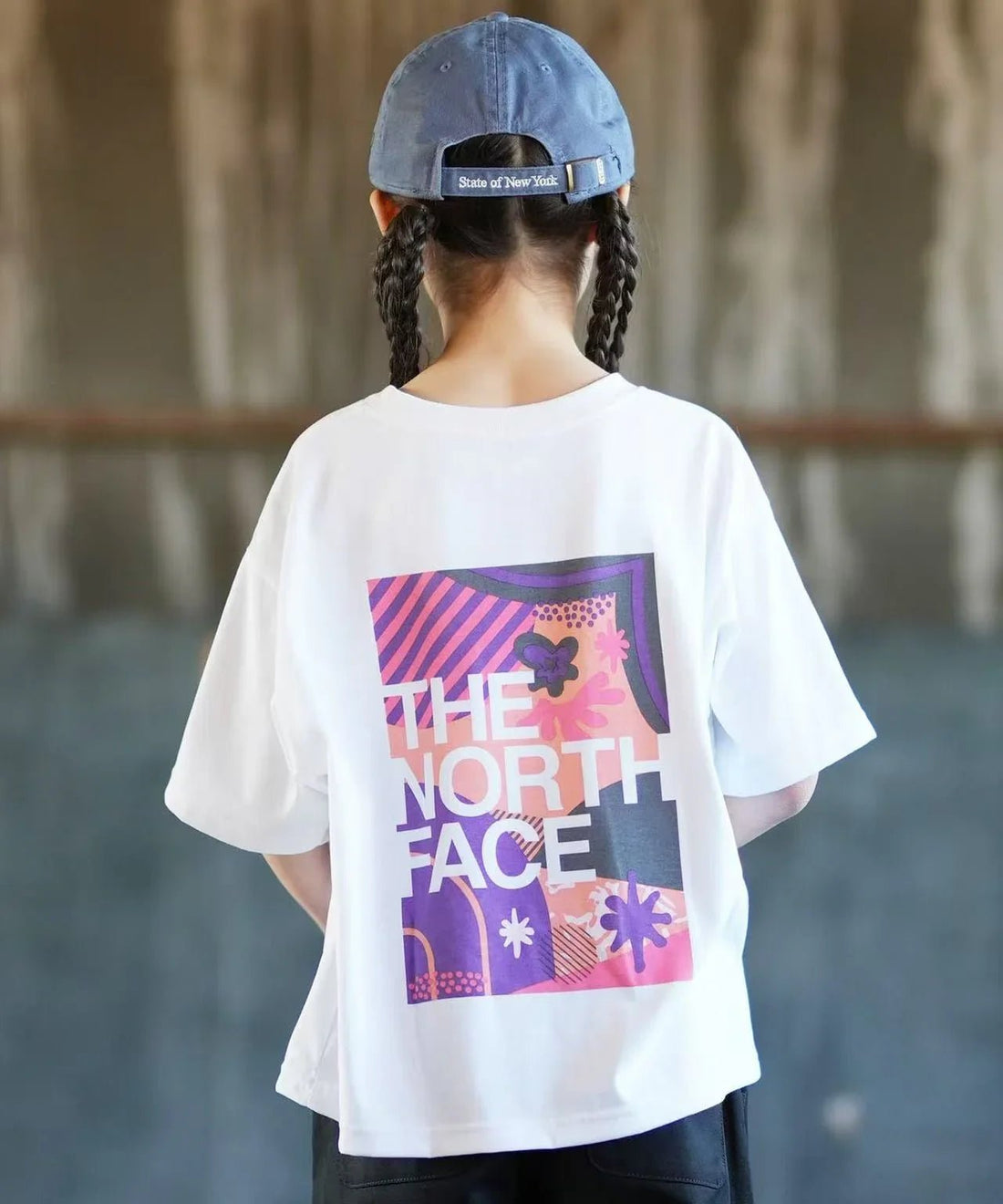 TNF Kids Graphic Wide Tee - HLY &amp; CHOCCICO