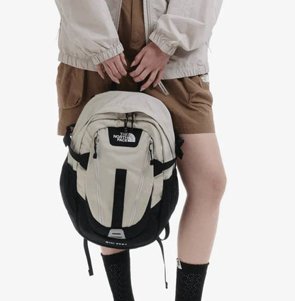 韓國直送TNF MINI SHOT BACKPACK 18L - HLY &amp; CHOCCICO