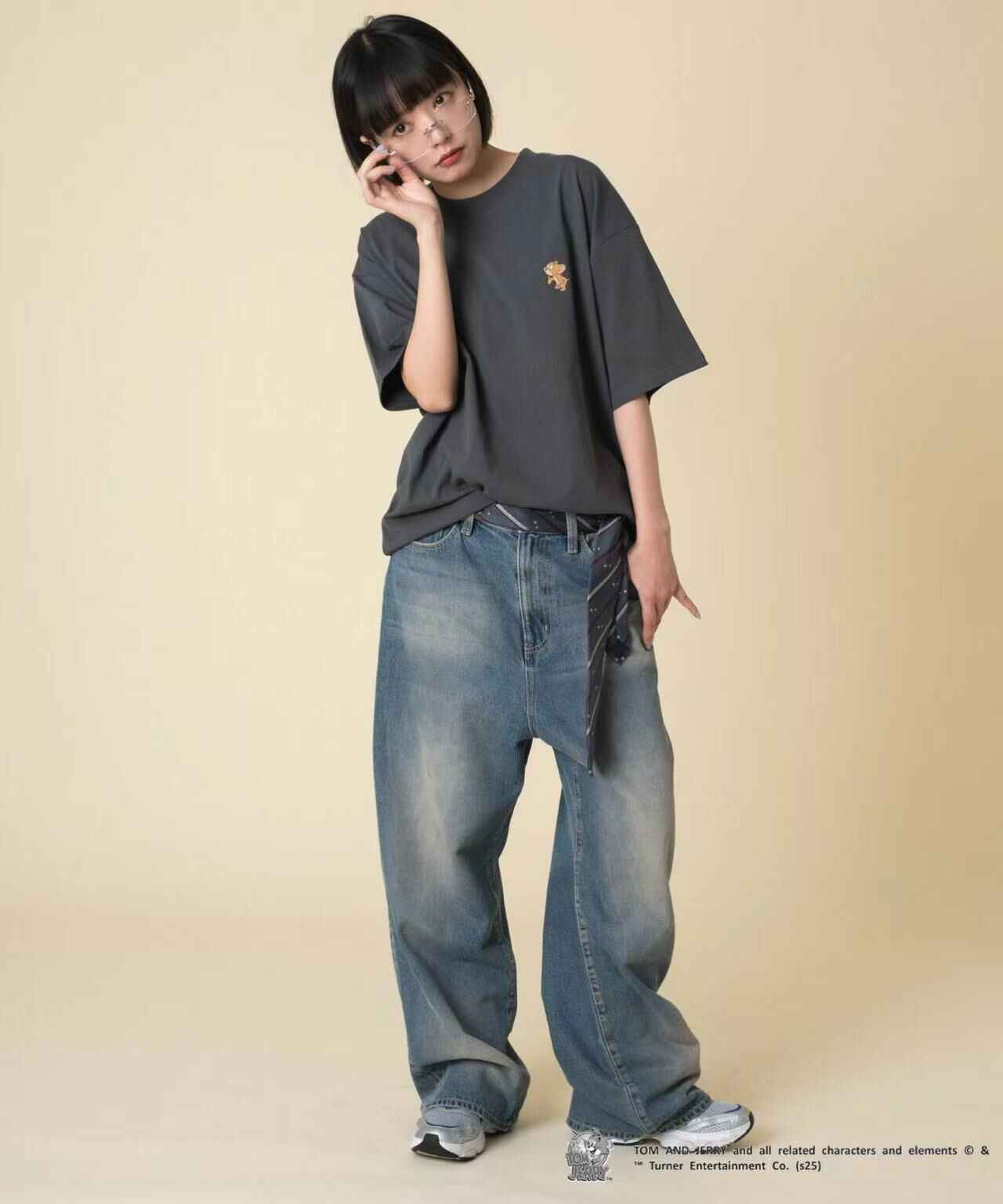 日本直送TOM and JERRY Graphic Tee