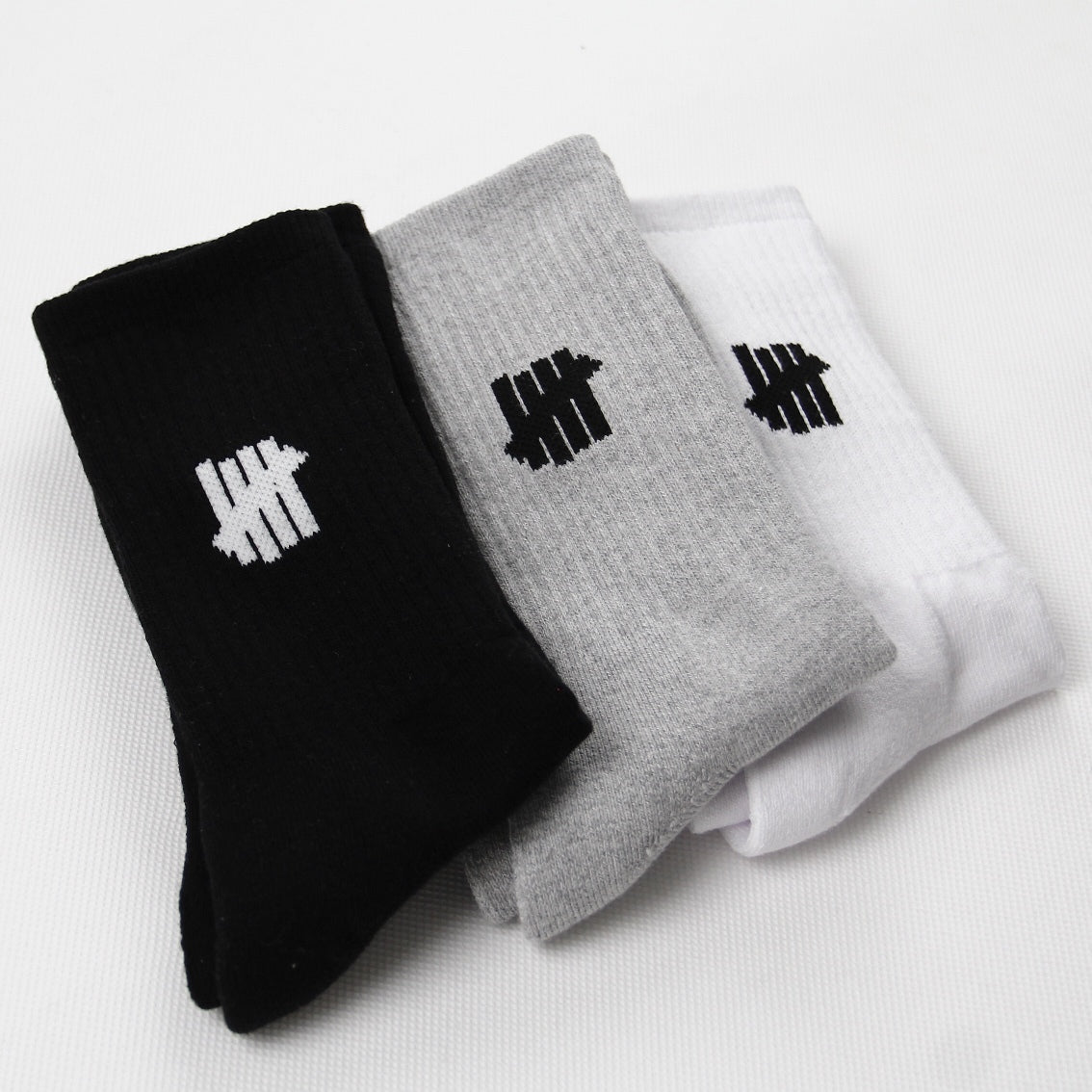 Undefeated  Socks (1 Set 3 對 ) 🌟3款選擇 HLY & CHOCCICO