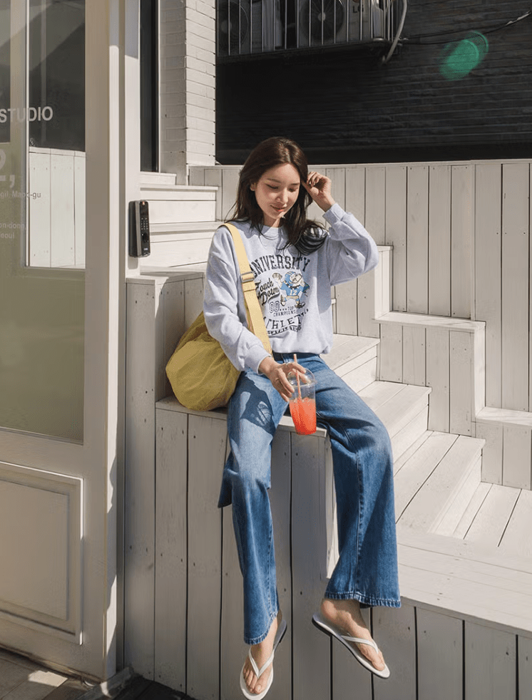 韓國直送Universe Character Printing Long Sleeve Tee - HLY &amp; CHOCCICO