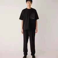 Wide Pocket Tee HLY & CHOCCICO